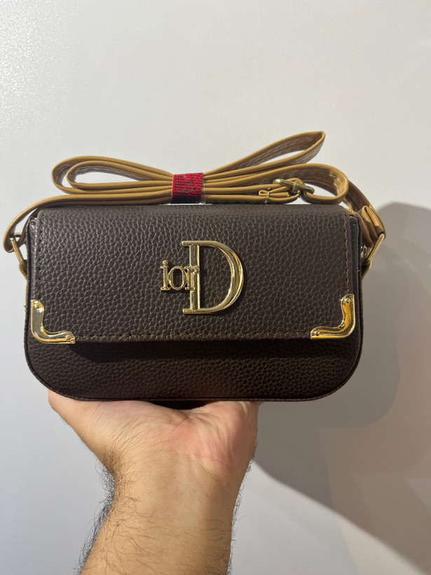 کیف پاسپورتی و رودوشی Dior_کیفیت تضمینی(یراق وارداتی)