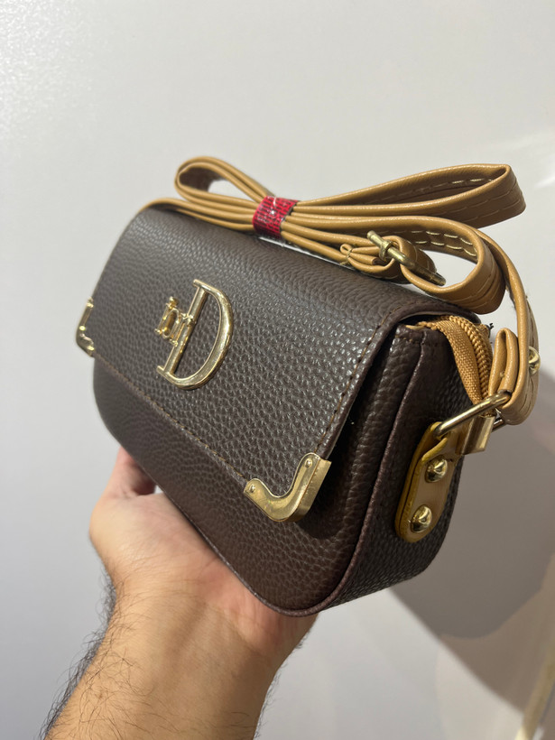 کیف پاسپورتی و رودوشی Dior_کیفیت تضمینی(یراق وارداتی)