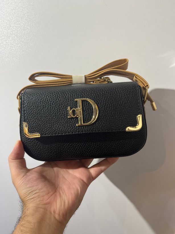 کیف پاسپورتی و رودوشی Dior_کیفیت تضمینی(یراق وارداتی)