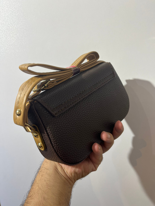 کیف پاسپورتی و رودوشی Dior_کیفیت تضمینی(یراق وارداتی)